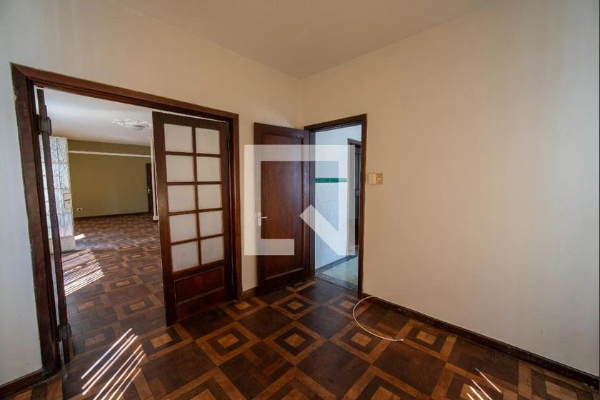 Сдаваемая квартира с 3 спальнями и 200 м² — photo 38