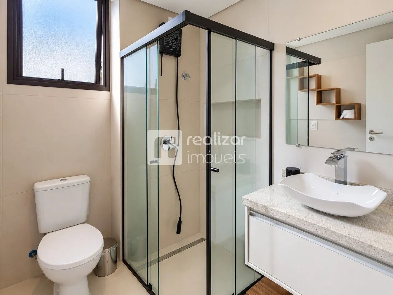 Furnished apartment, 32 m², with a glass-enclosed balcony — photo 29