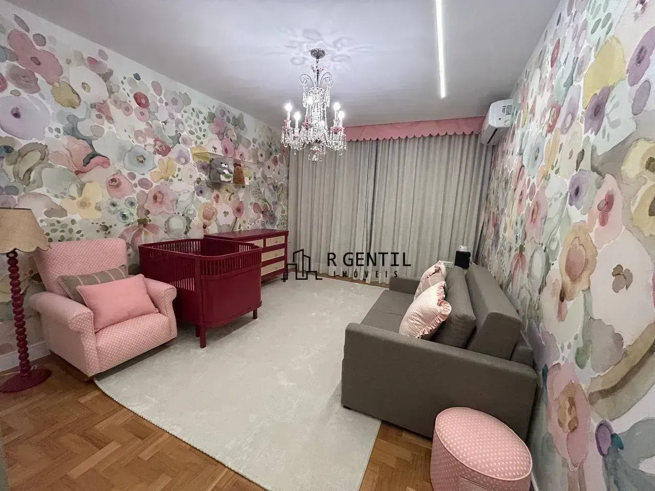 430 m² apartment with 4 bedrooms and 5 bathrooms — photo 24