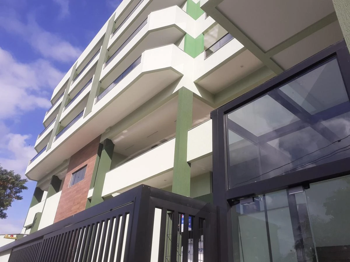 90 m² apartment with 3 bedrooms, 1 en-suite and an open-plan kitchen — photo 4