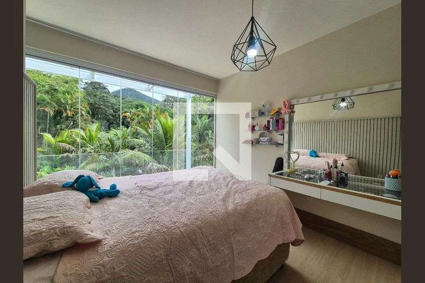 420 m² house with 4 en-suite bedrooms and private garden — photo 23