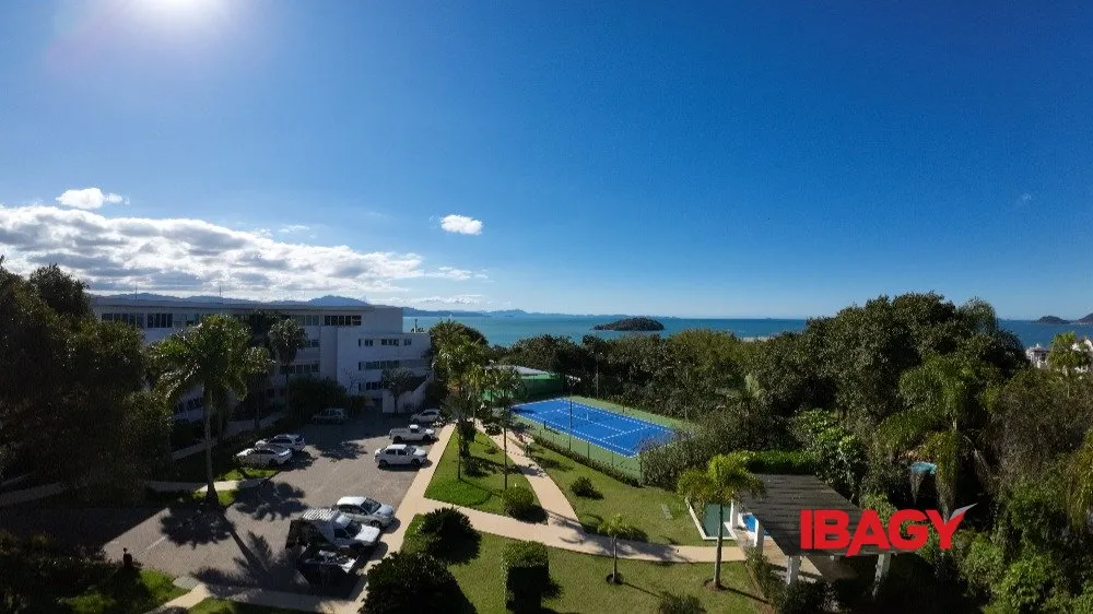 Furnished 454 m² apartment with a gourmet balcony — photo 56