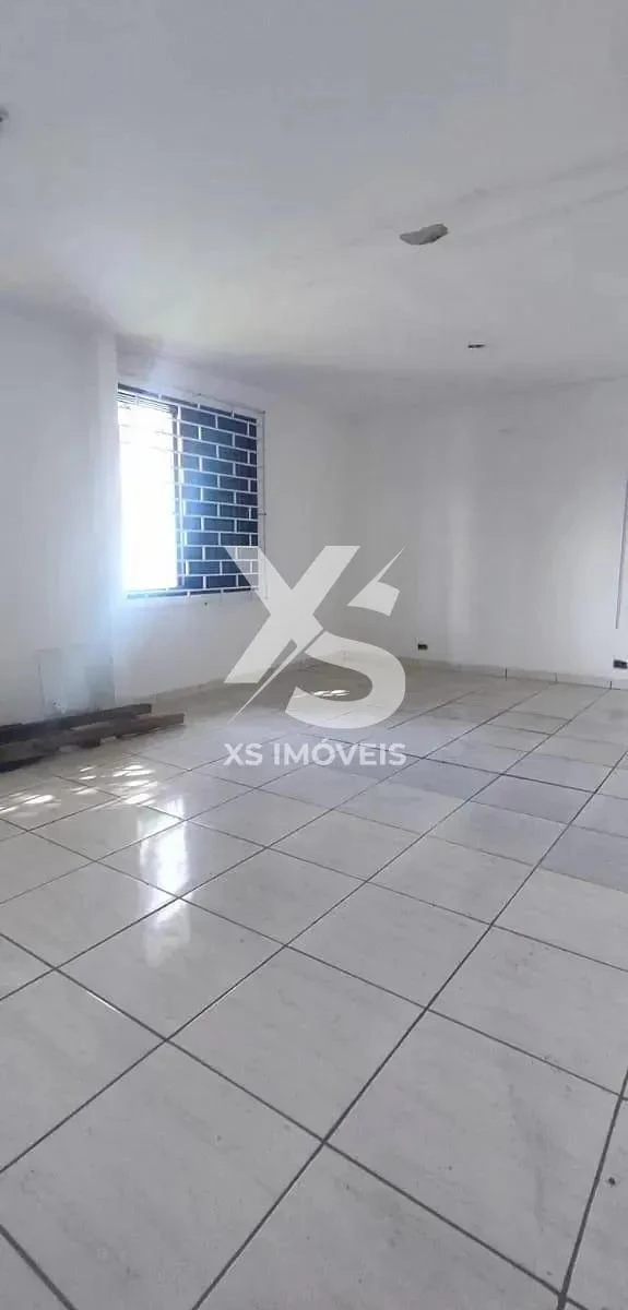 Casa de 195 m² e 1 quarto, Parolin