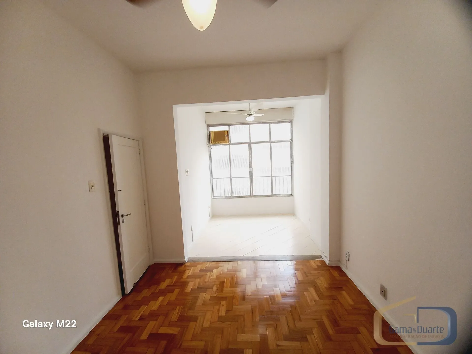 Apartment, 79 m², with wood or laminate floors — photo 23