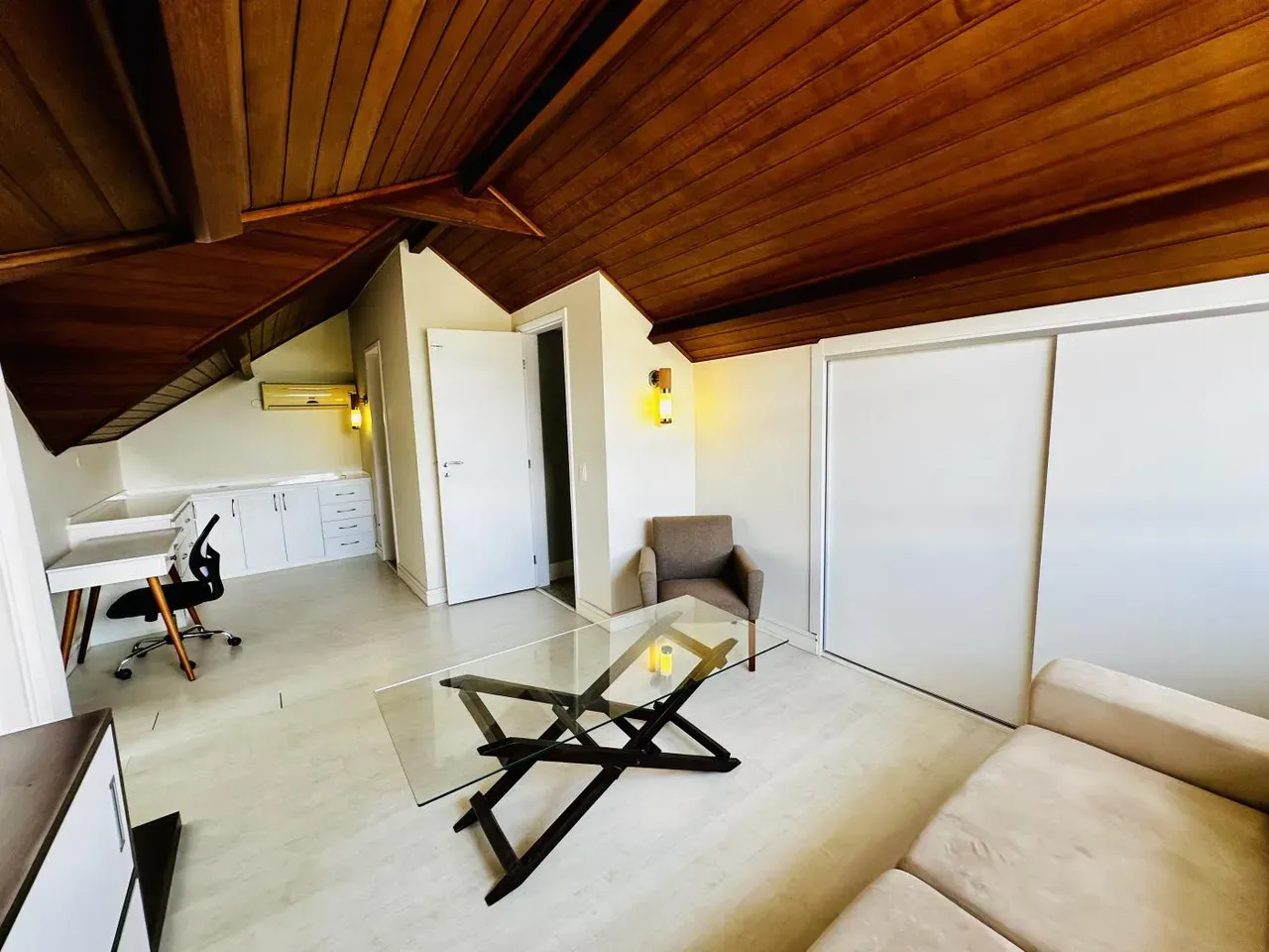 Furnished house, 250 m², with a grill on the balcony — photo 19