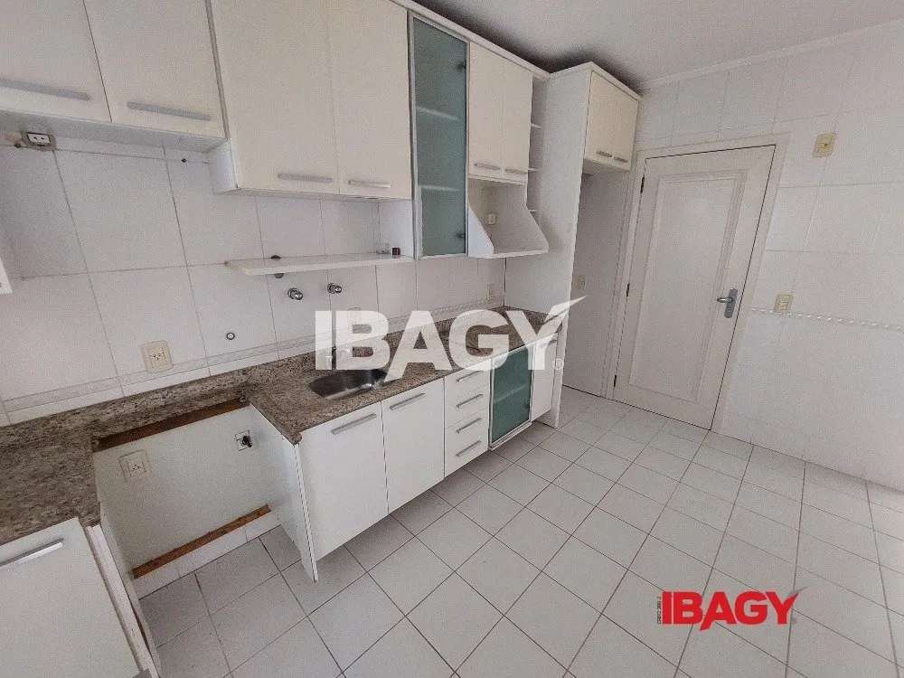 Мебльована квартира 151 м² з 3 спальнями — photo 3