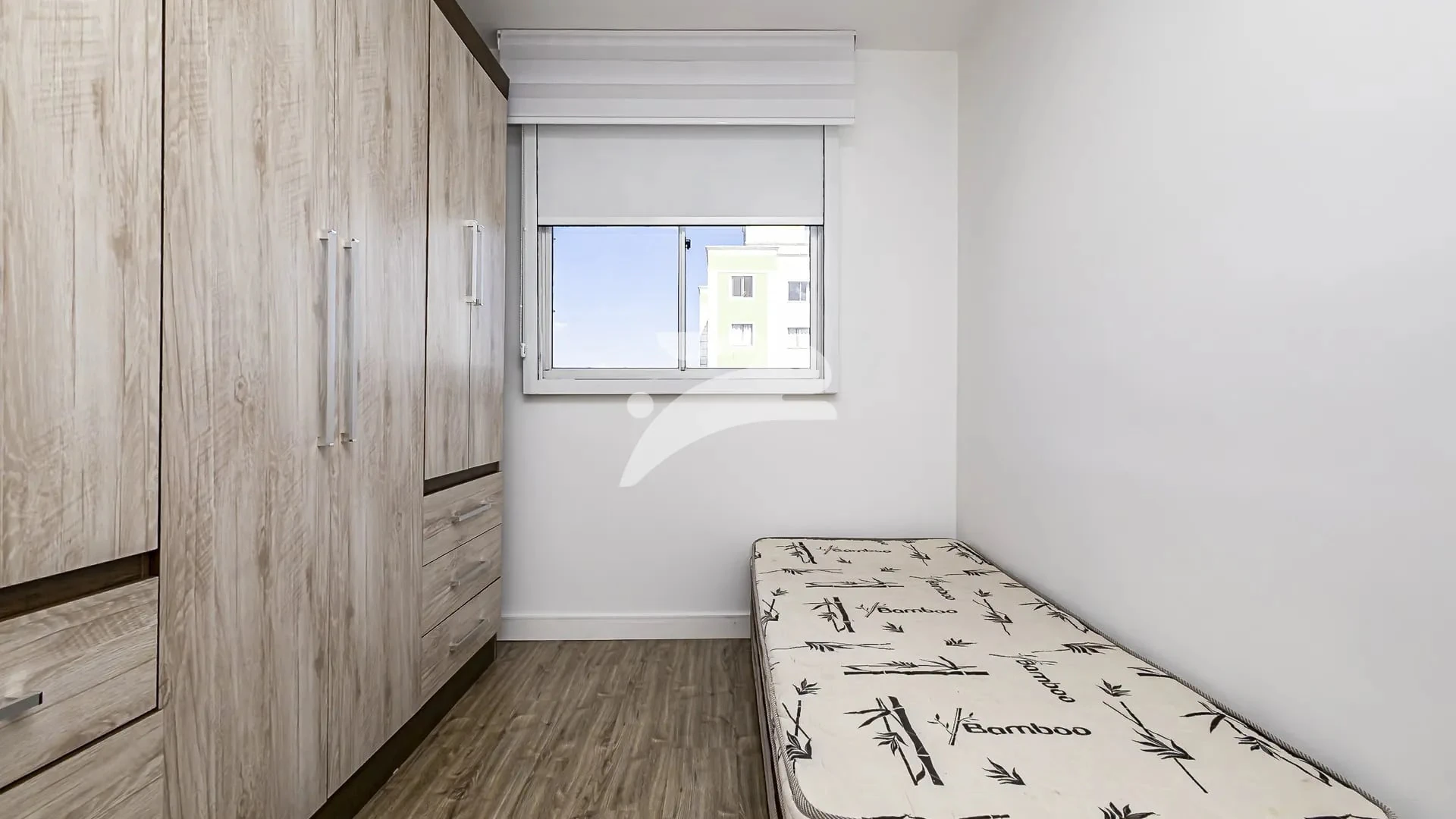 2-bedroom apartment with a washing machine in Curitiba — photo 15