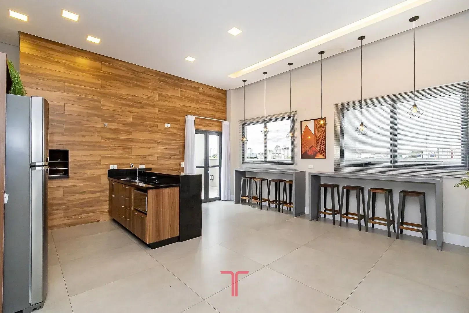 Furnished 1-bedroom apartment with 34 m² and balcony — photo 40