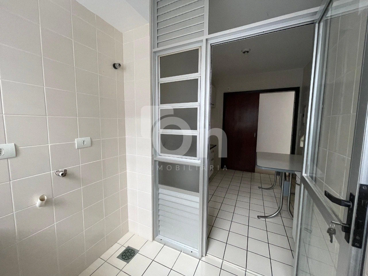 Apartment, 80 m², with wood or laminate floors — photo 17