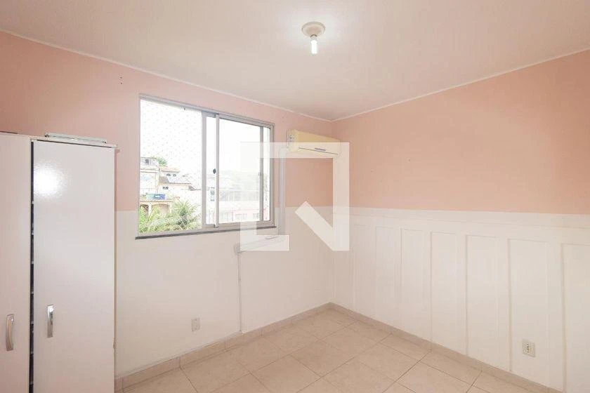 2-bedroom apartment in a building with a pool — photo 2