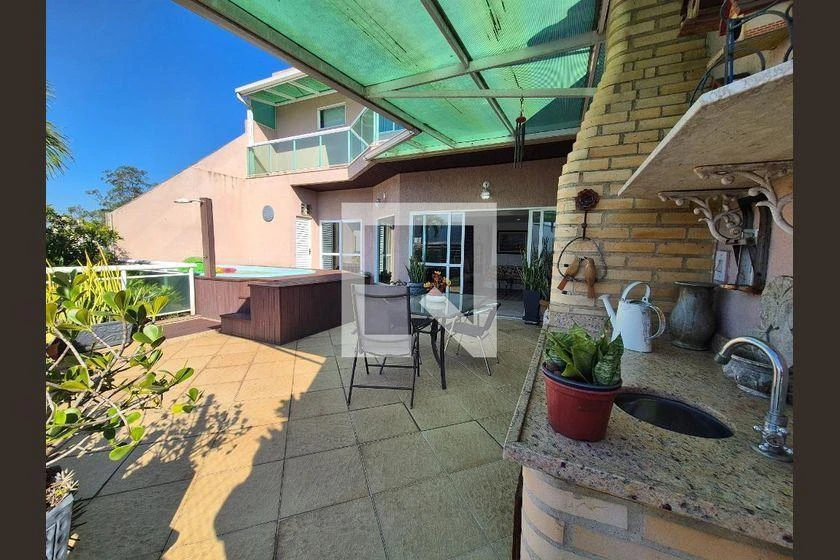 Apartment, 265 m², with a glass-enclosed balcony — photo 4