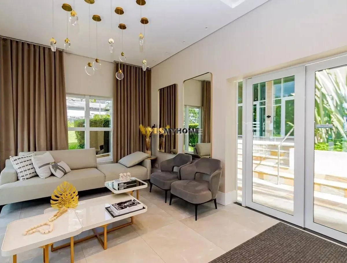Furnished apartment with 3 en-suite bedrooms and balcony — photo 35