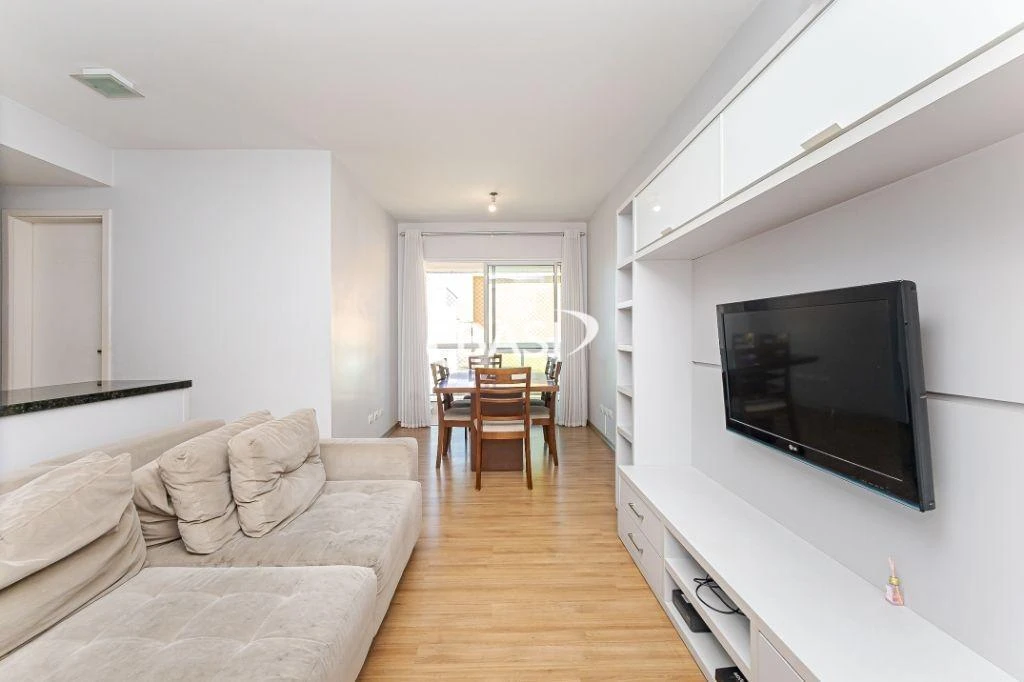 70 m² apartment with a home office and a washing machine — photo 9