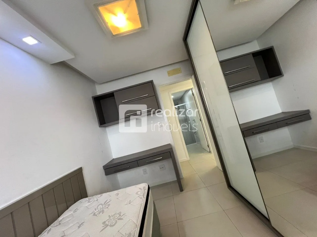 Apartamento amueblado de 3 dormitorios con balcón — photo 20