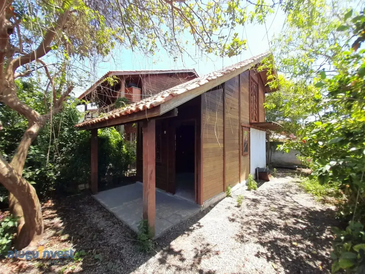 House with 1 bedroom and wood floors, plus garden — photo 3