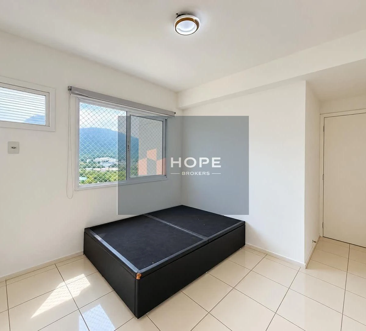 Apartment, 60 m², with a glass-enclosed balcony — photo 15