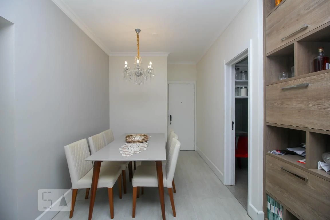 3-bedroom apartment with a glass-enclosed balcony — photo 27