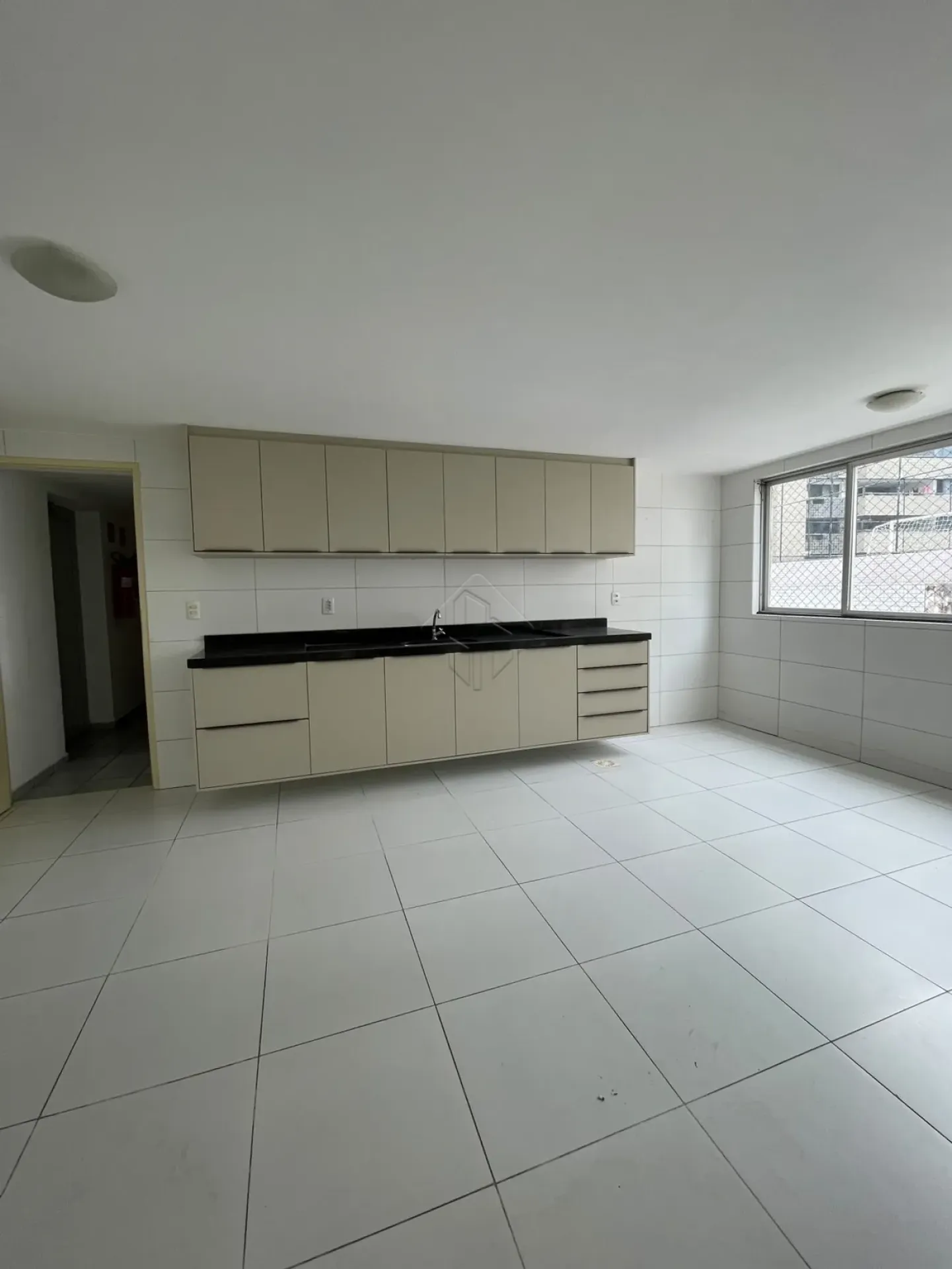 3-bedroom apartment with 2 bathrooms and 1 parking spot — photo 9