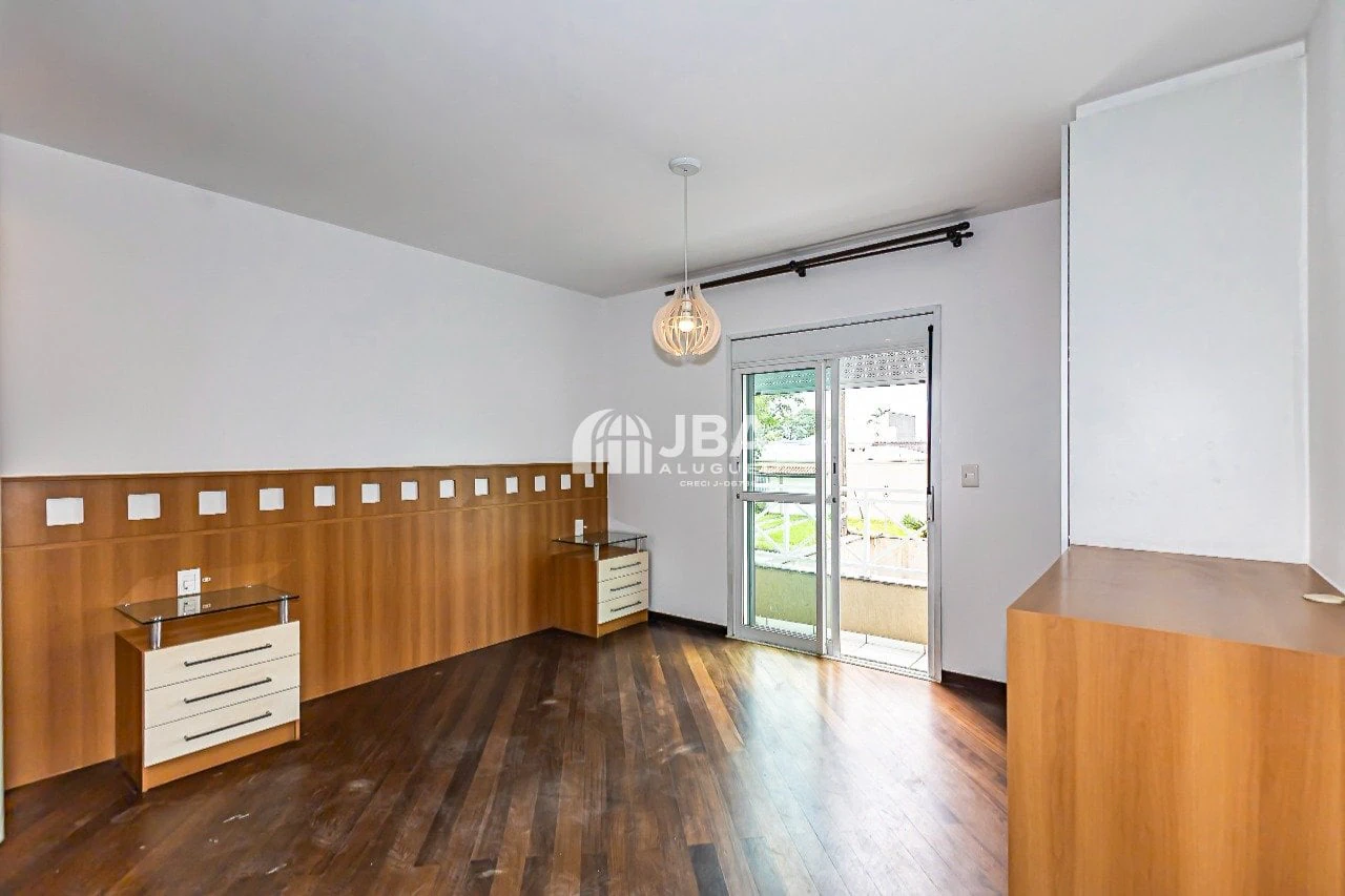 House, 205 m², with a bathtub — photo 3