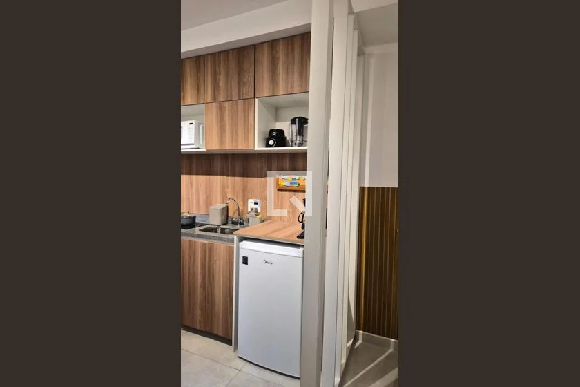 Studio mobiliado de 30 m² com 1 quarto e 1 banheiro — photo 7