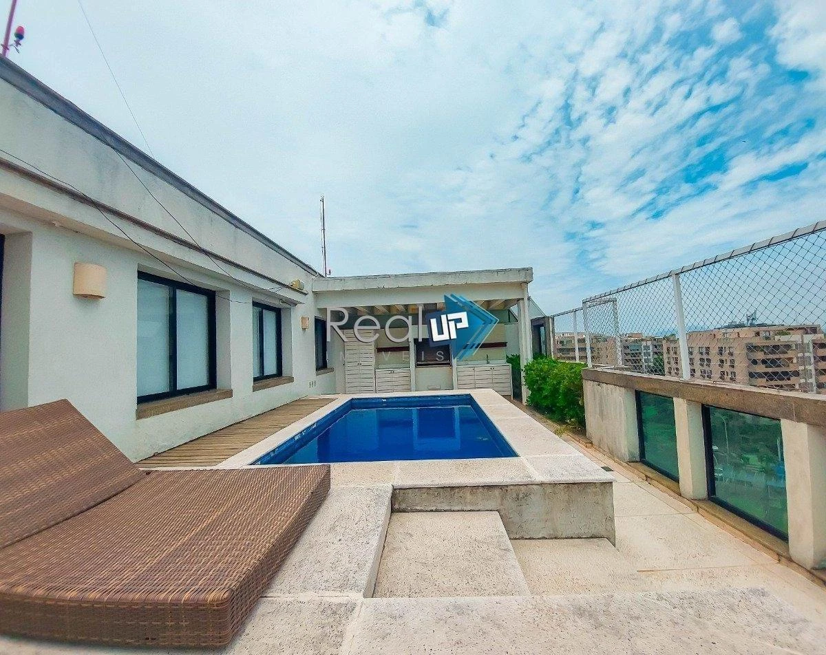 429 m² apartment with 5 bedrooms and 3 parking spots — photo 26