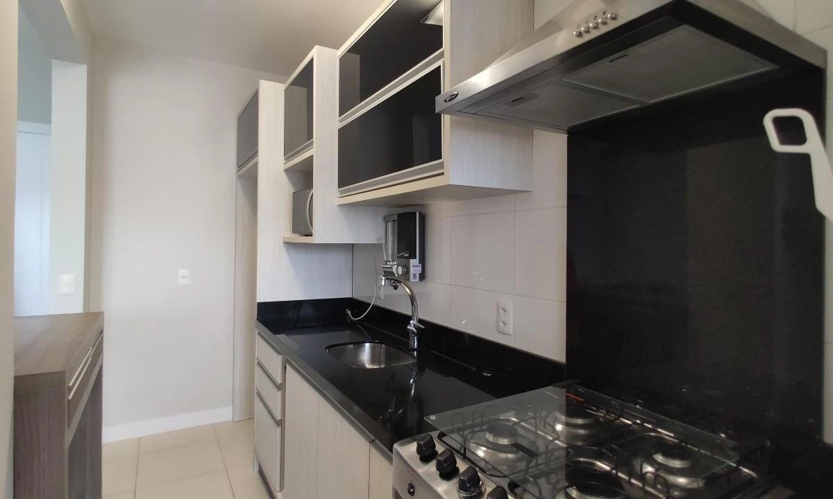 2-bedroom apartment with a home office — photo 25