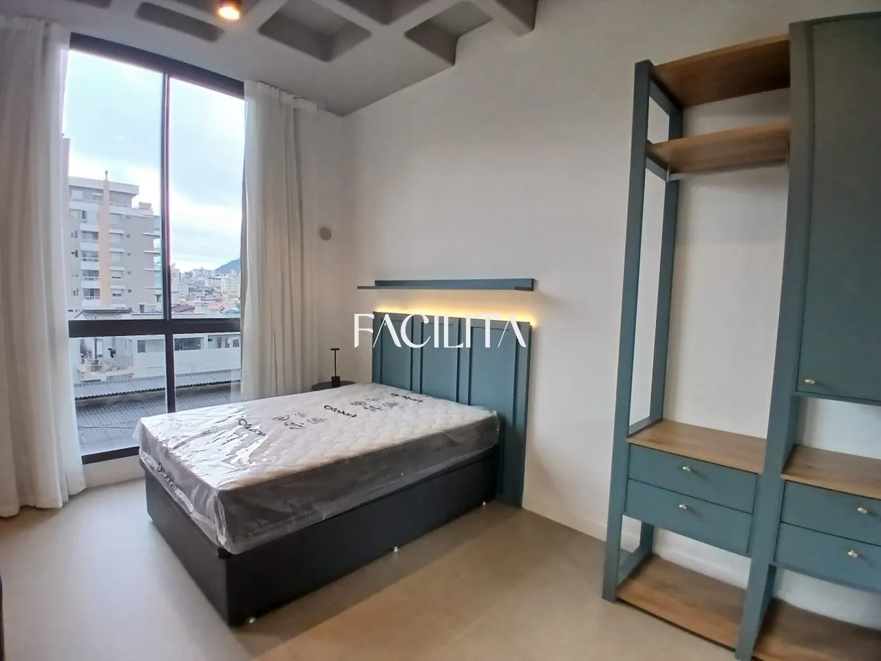 Furnished 37 m² studio on the 4th floor with 1 parking — photo 3