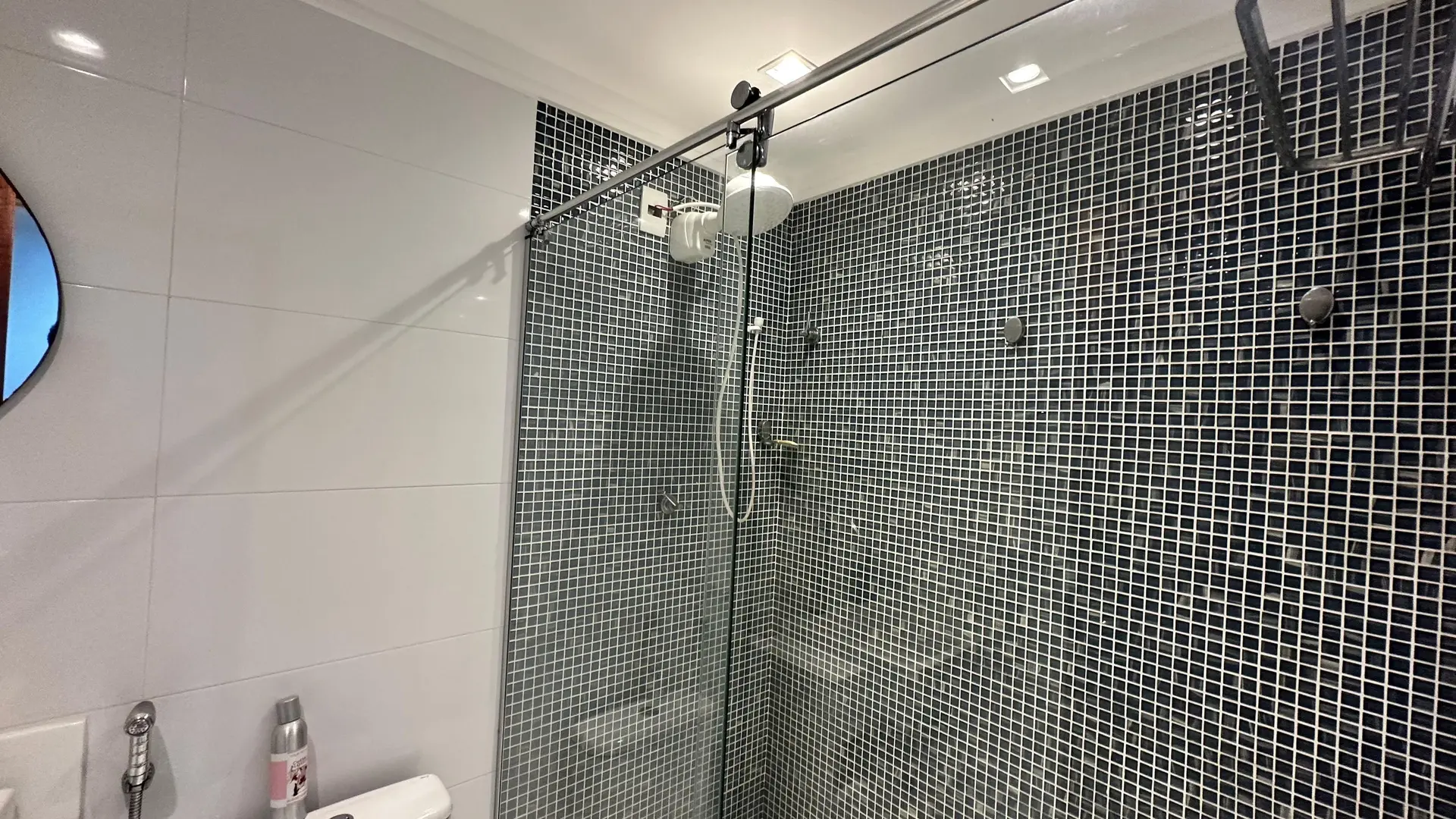 300 m² apartment with a washing machine and a dishwasher — photo 43