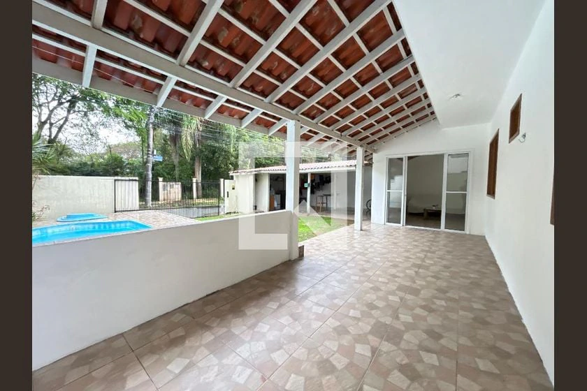2-bedroom house with a washing machine in Florianópolis — photo 25