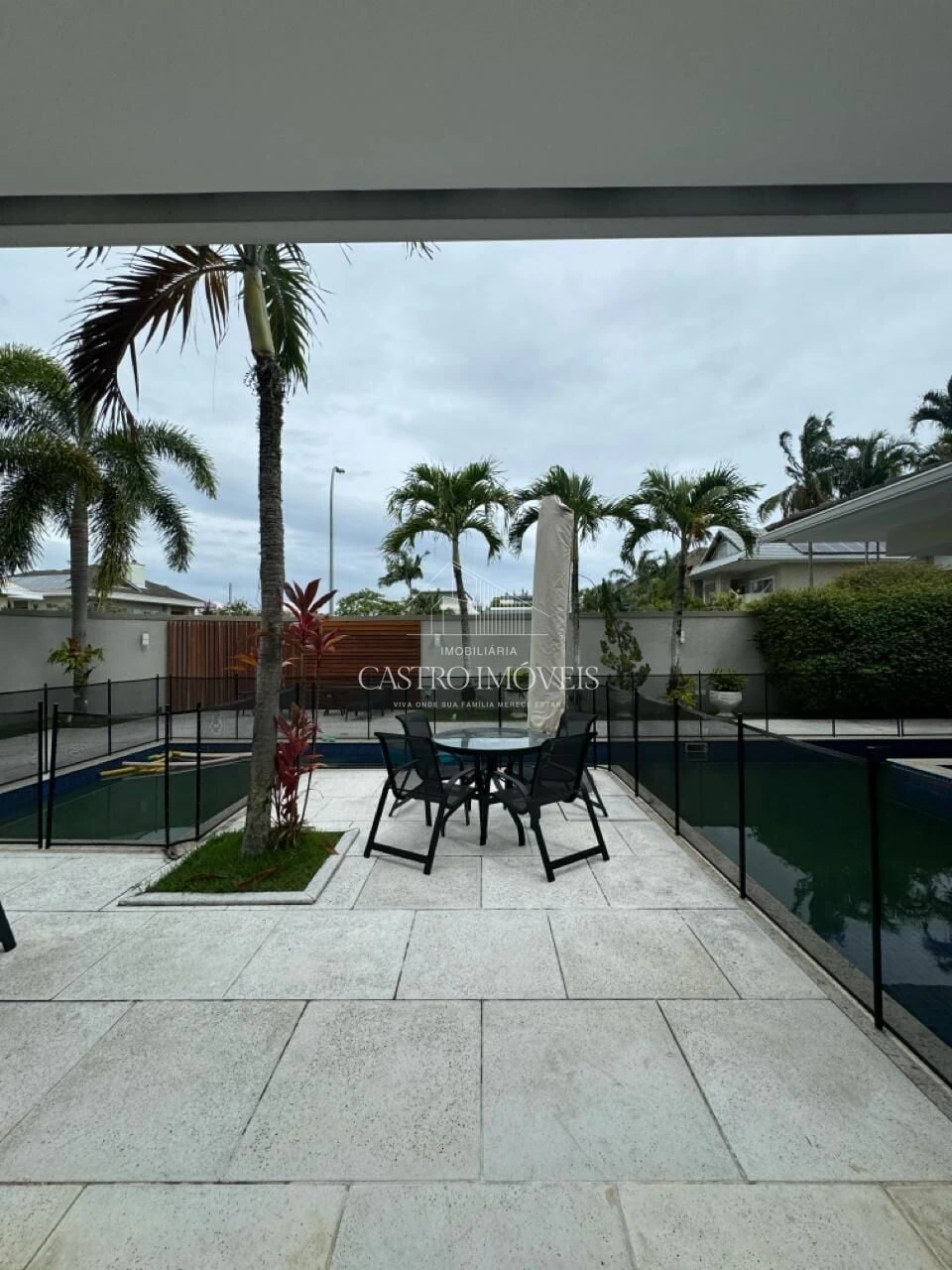 Casa com 5 suítes e jardim privativo — photo 15