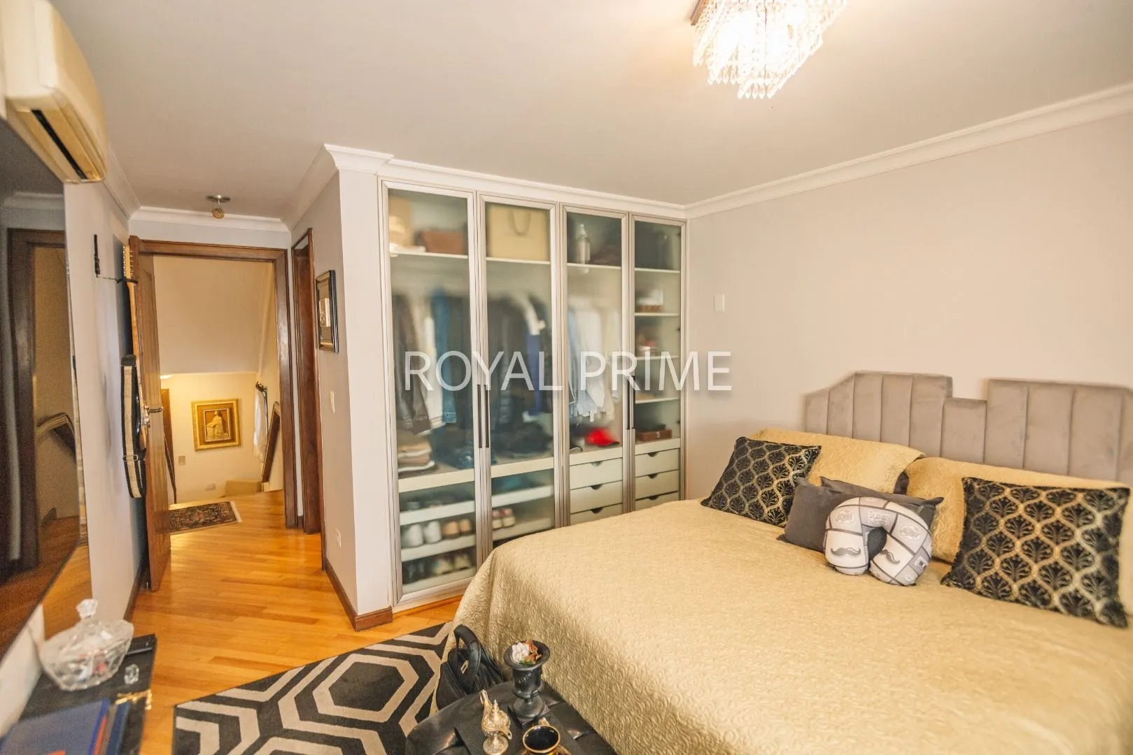 Furnished house in a gated community with 4 bedrooms and 5 baths — photo 50