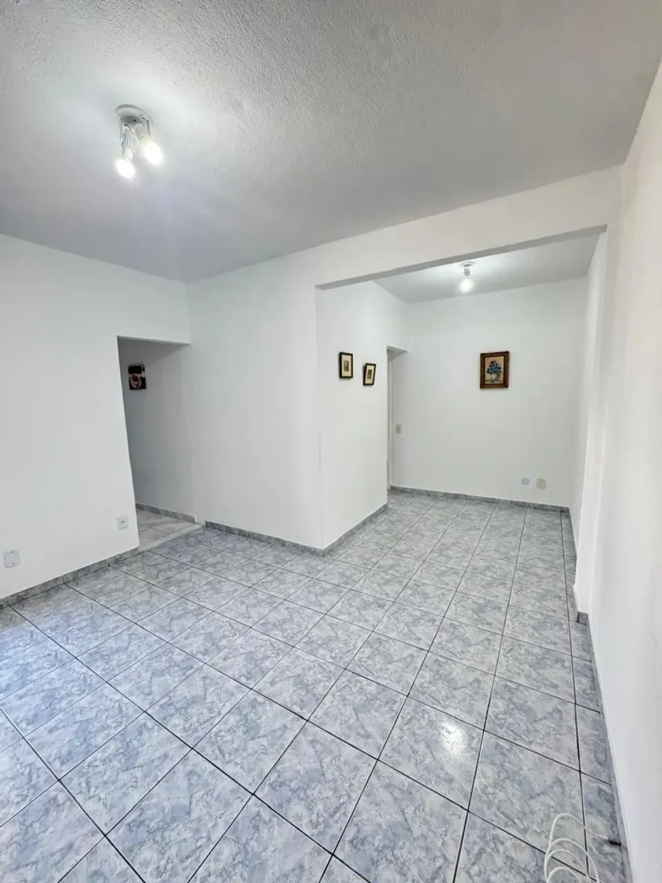 Apartment with 2 bedrooms, separate kitchen and 1 parking