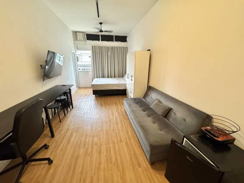 Home office in a one-bedroom apartment, 35 m² — photo 6