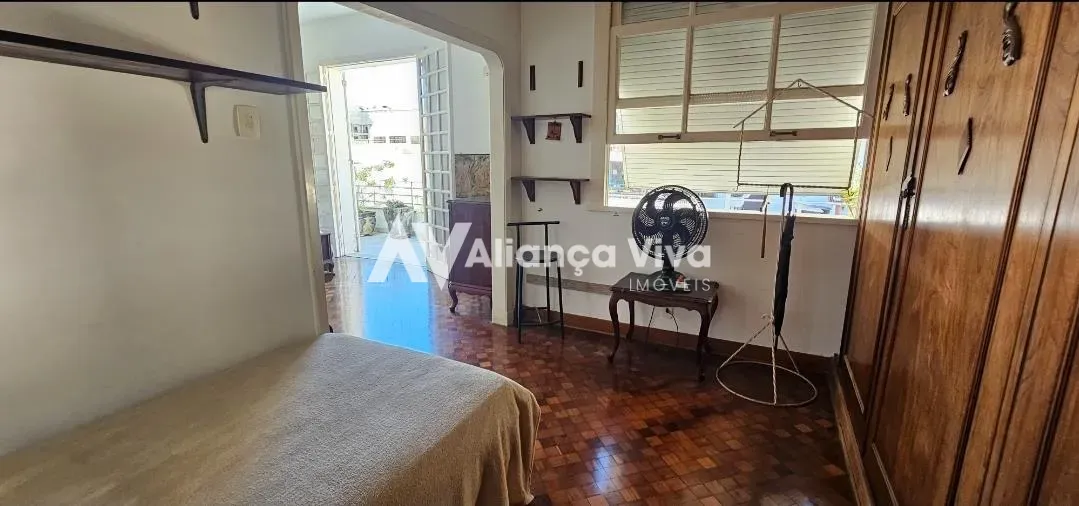 Apartamento mobiliado com 5 quartos e cozinha com fogão a gás — photo 28