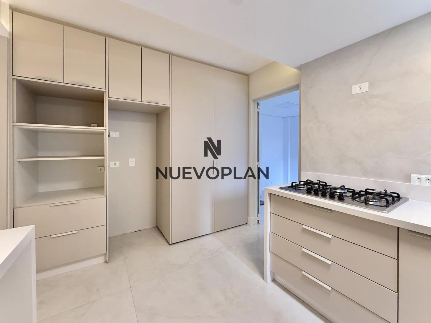 Apartment, 104 m², with a walk-in closet — photo 10