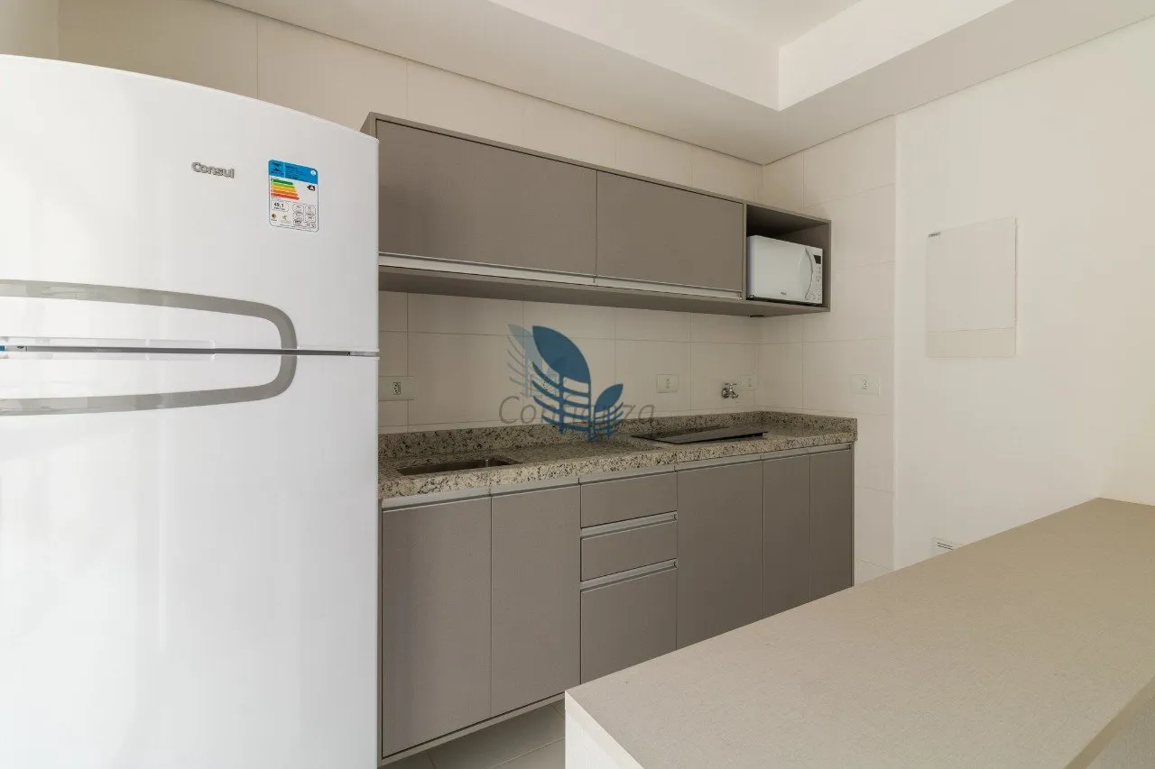 1-bedroom apartment with an open-plan living area — photo 5