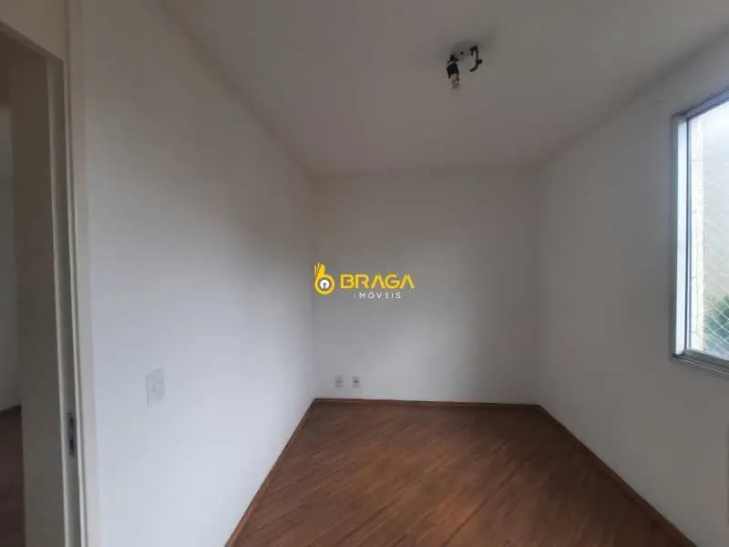 Residential apartment with 2 bedrooms and a separate kitchen — photo 6
