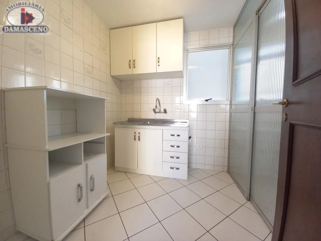 Квартира 70 м² з робочим місцем та балконом із грилем — photo 13