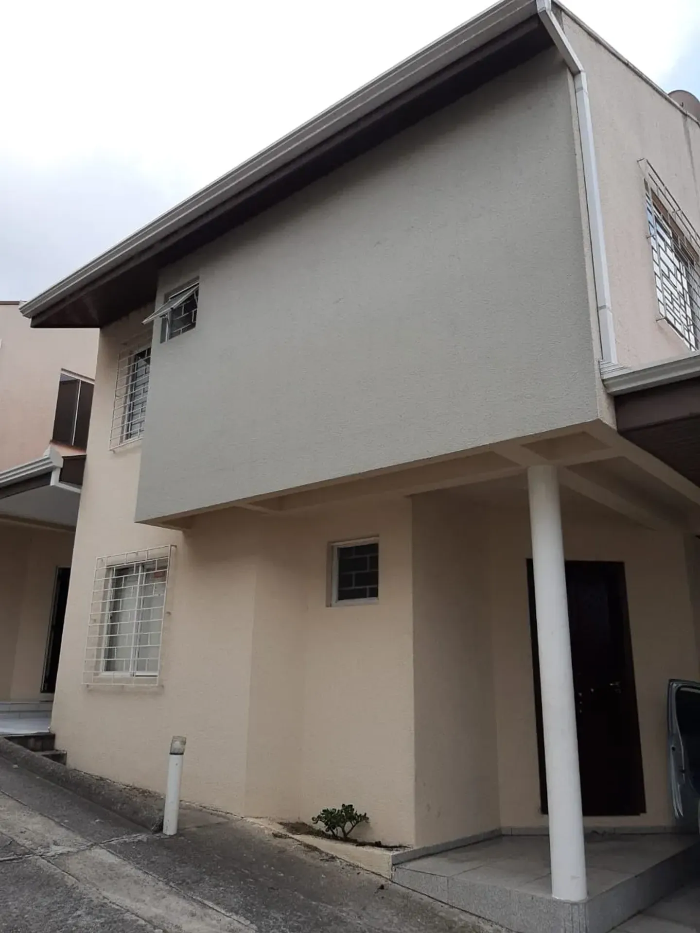 House with 3 bedrooms, 1 en-suite, private garden — photo 11