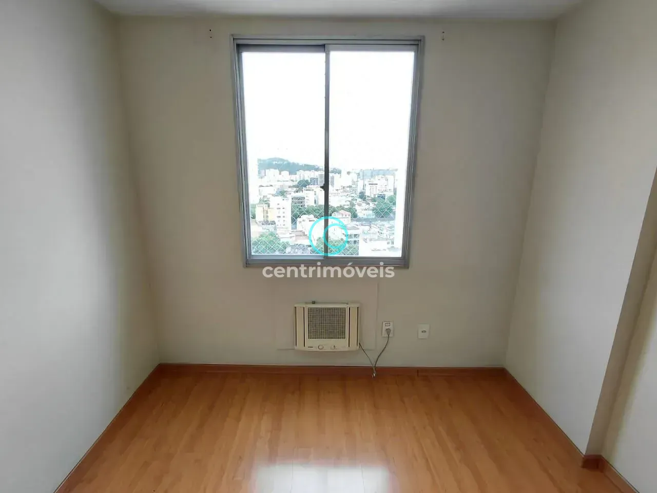2-bedroom apartment with a mountain view in Rio de Janeiro — photo 9