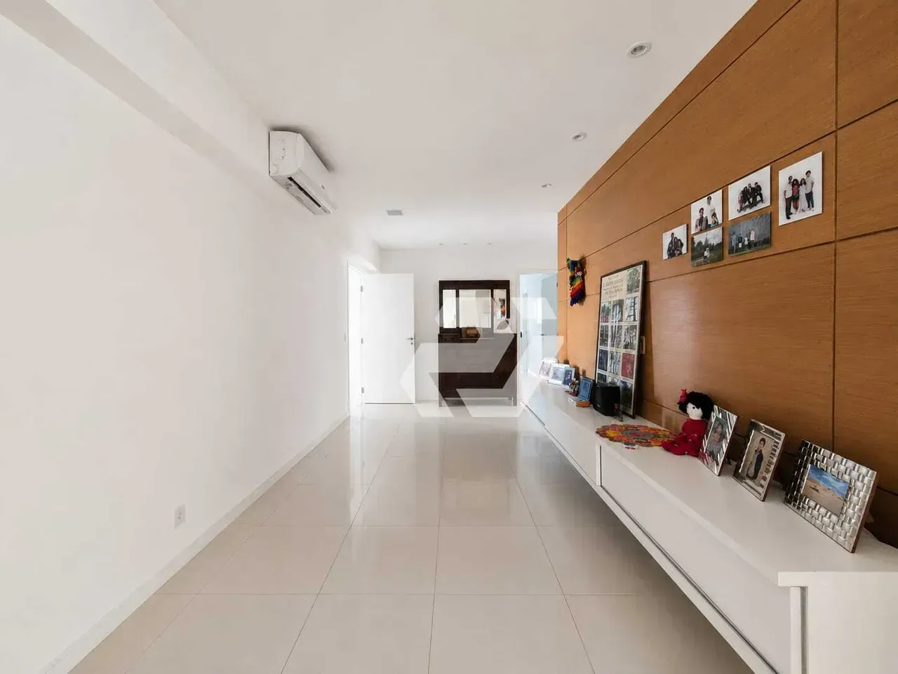 Apartamento mobiliado com 5 quartos e varanda envidraçada — photo 17