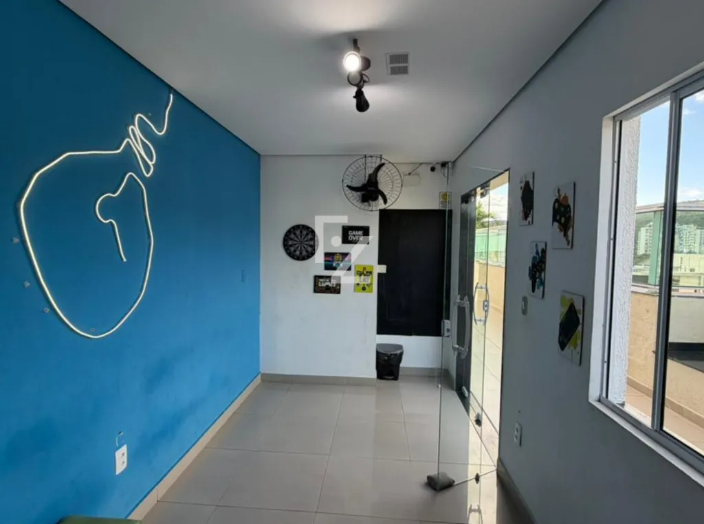 Unfurnished apartment with 2 bedrooms and 2 bathrooms — photo 41
