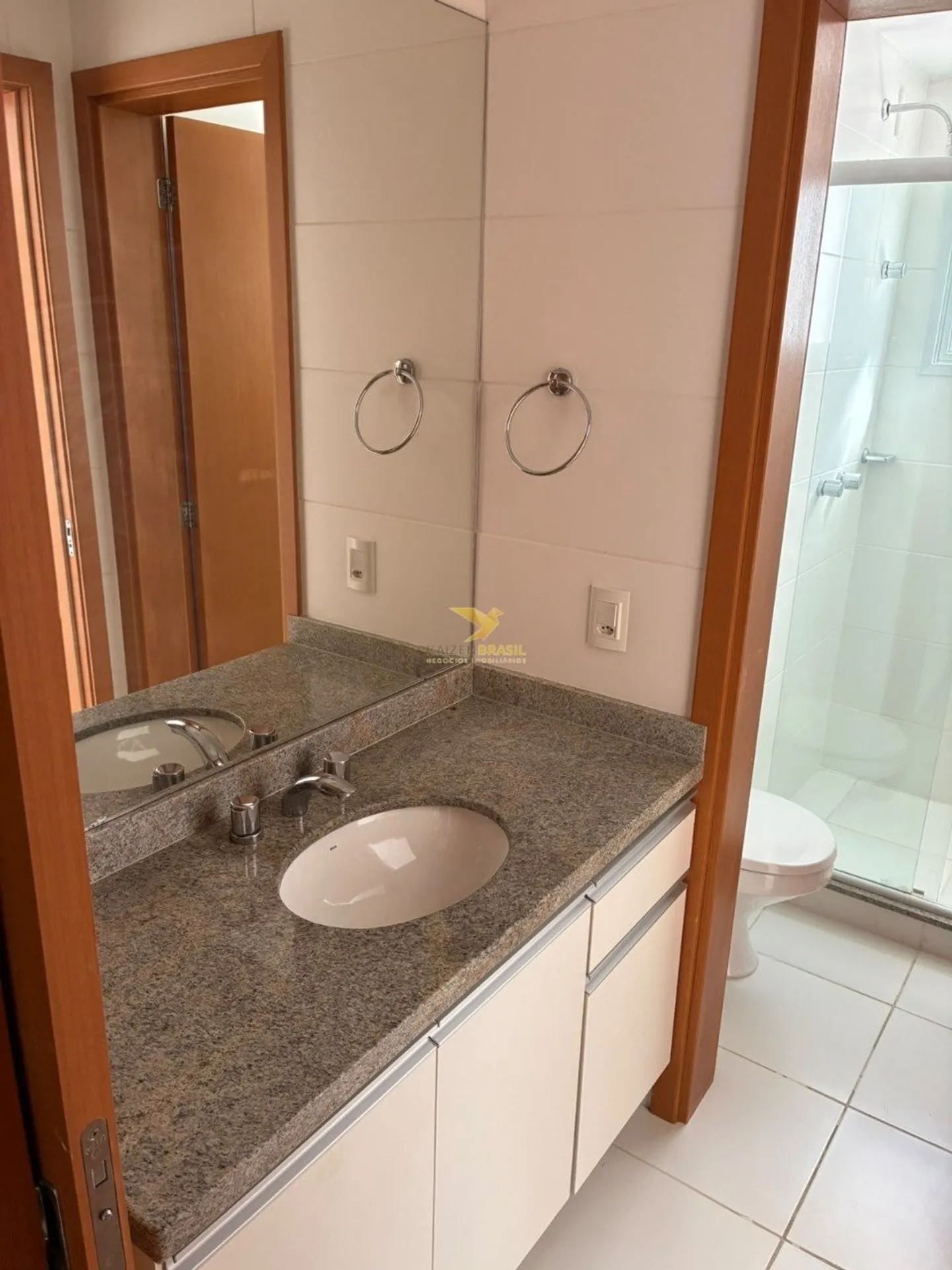 3-bedroom apartment, 1 with its own bathroom, 97 m² — photo 14