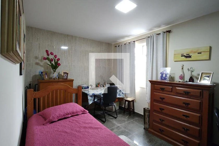 Unfurnished house with 5 bedrooms and 323 m² plus BBQ area — photo 29