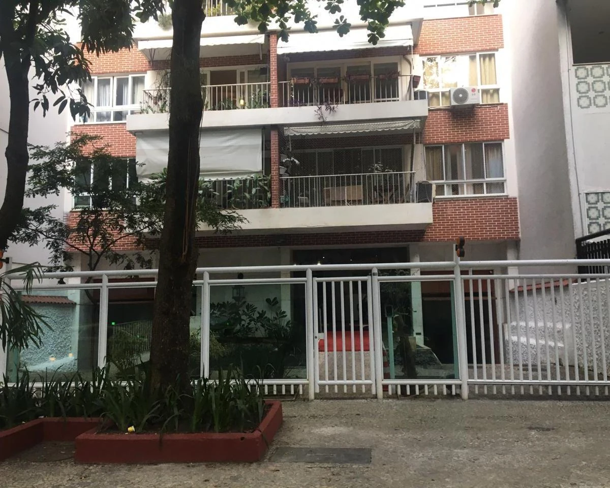 Apartamento com 3 quartos, 3 banheiros e varanda — photo 20
