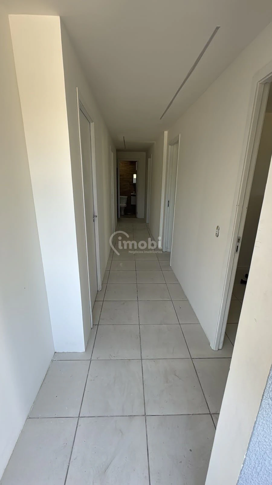 Furnished 270 m² house with 7 bedrooms and 6 bathrooms — photo 13