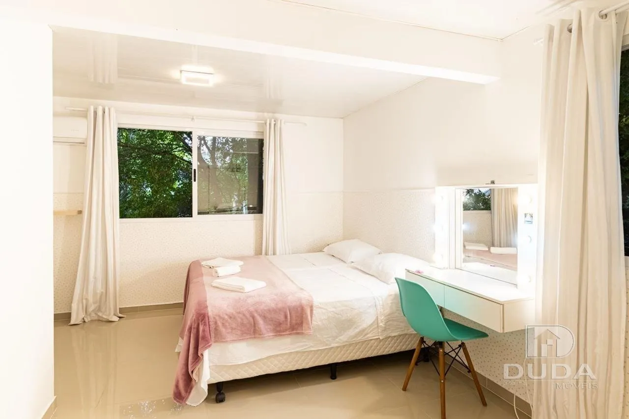 Casa amueblada con 4 dormitorios y cocina abierta — photo 38