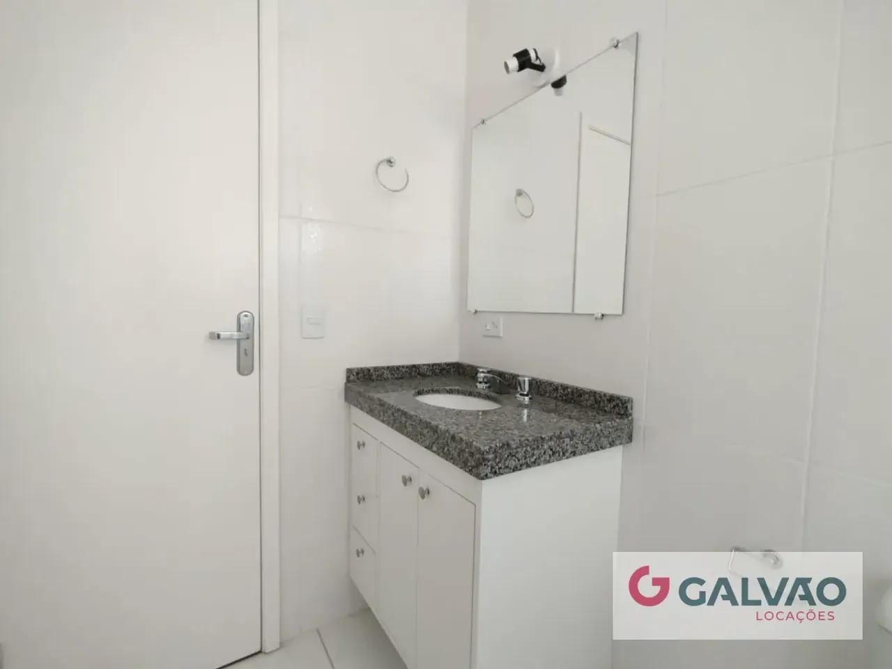Condo house with 3 bedrooms, 98 m², balcony — photo 20