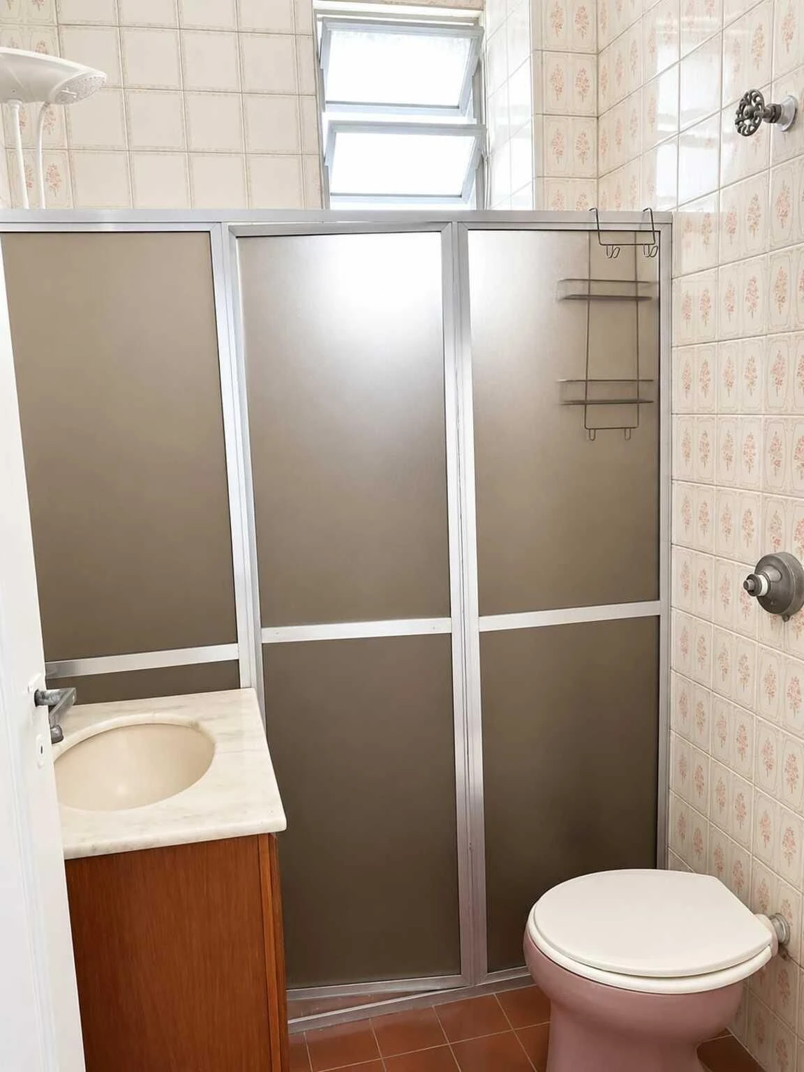 2-bedroom apartment with 1 bathroom and gas kitchen — photo 10