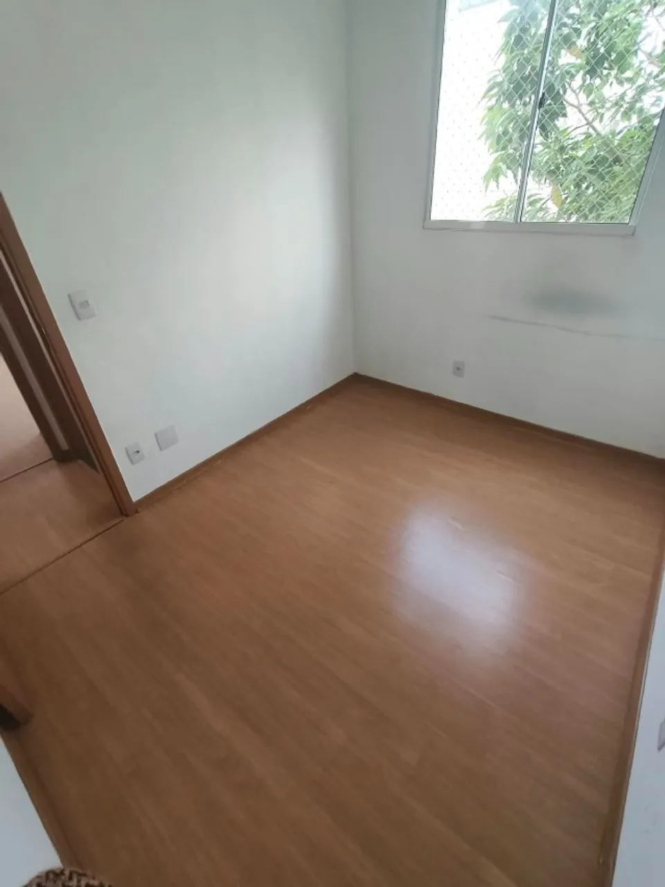 2-bedroom apartment with 2 parking spaces and 1 bath — photo 15